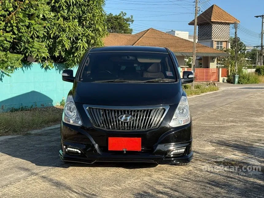 2018 Hyundai H-1 Black Series Van