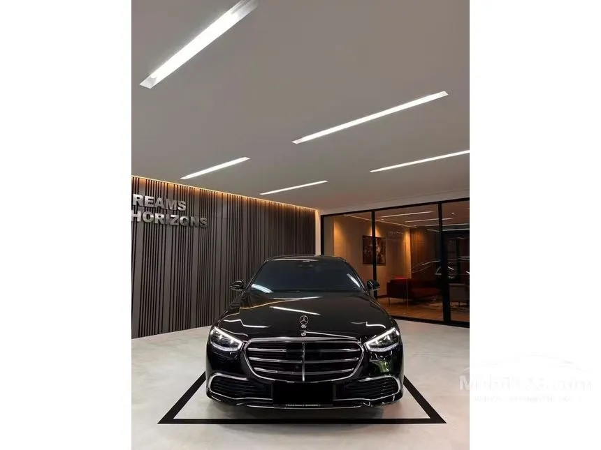 2023 Mercedes-Benz S450L Luxury 4MATIC Sedan