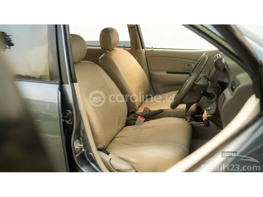 2011 Toyota Avanza E MPV