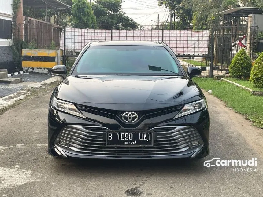 2020 Toyota Camry V Sedan