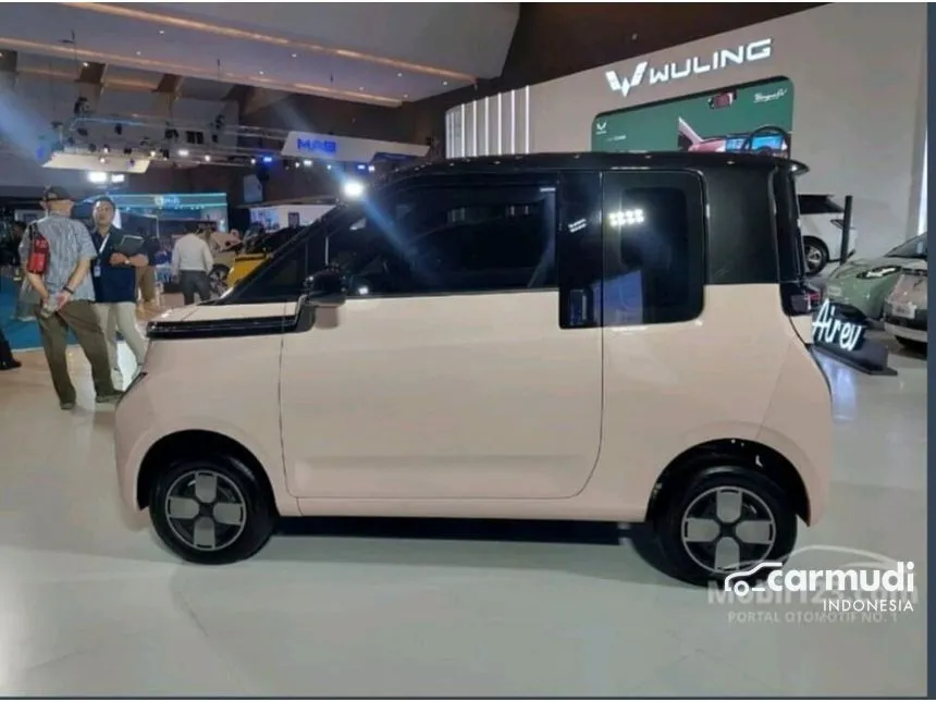 2023 Wuling EV Air ev Standard Range Hatchback