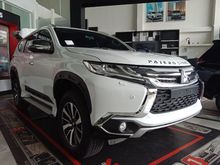 2020 Mitsubishi Pajero Sport 2.4 Dakar Rockford Fosgate SUV ,DP min bisa 125 jutaan
