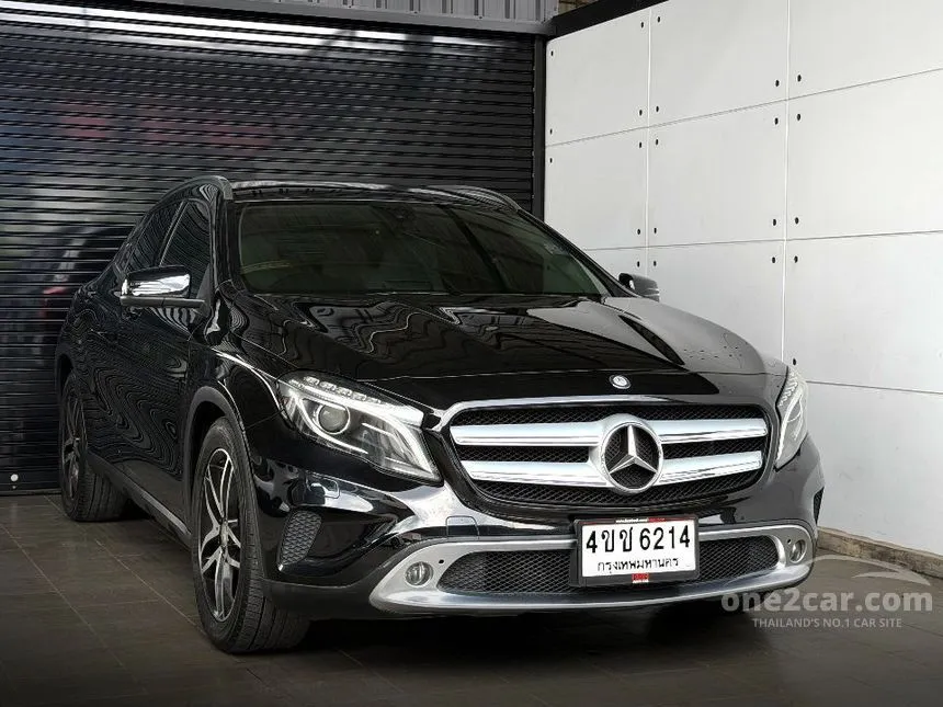 2015 Mercedes-Benz GLA200 Urban SUV