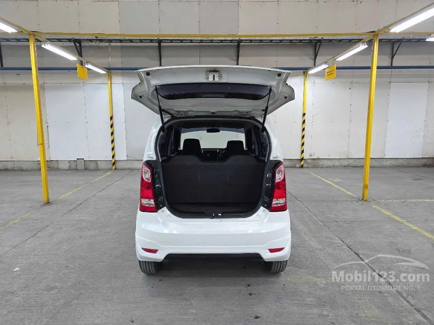 2020 Suzuki Karimun Wagon R GS Hatchback