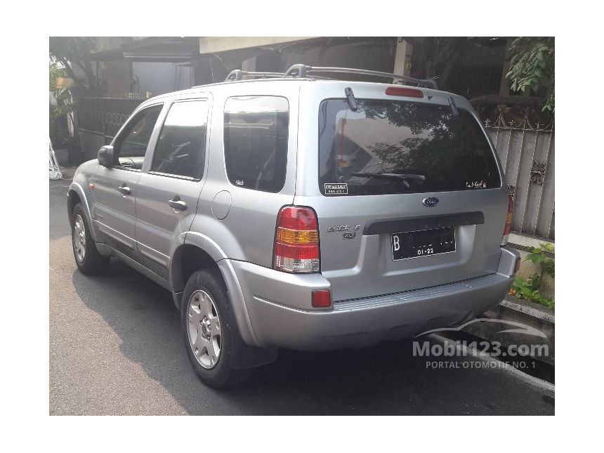 2005 Ford Escape XLT 4x2 SUV