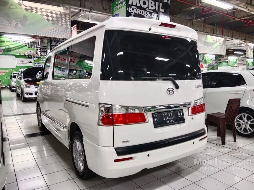 Jual Mobil Daihatsu Luxio 2020 X 1.5 di Jawa Timur Manual MPV Putih Rp 177.000.000