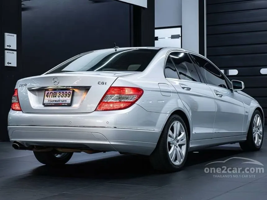 2012 Mercedes-Benz C200 Avantgarde BlueEFFICIENCY Sedan