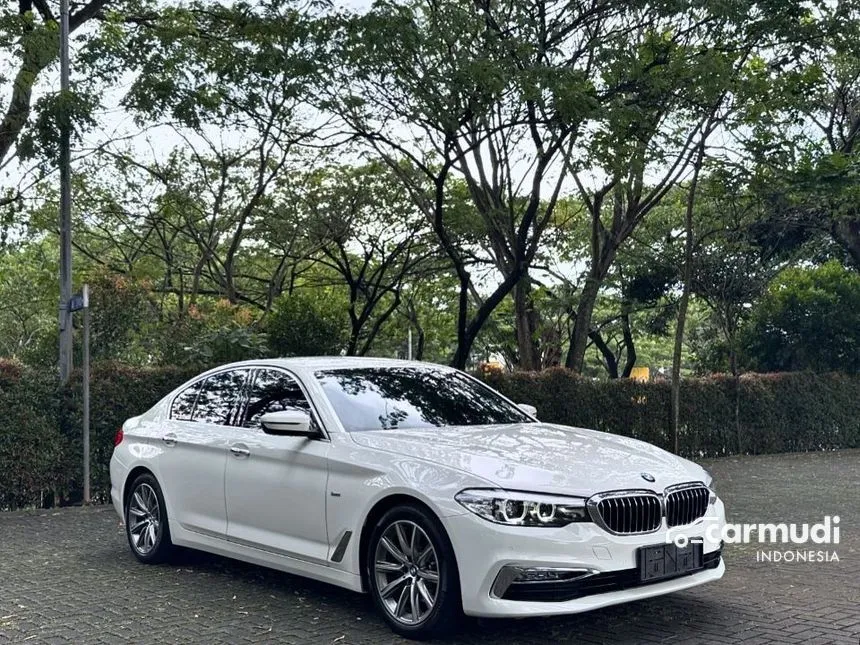 2017 BMW 520d Luxury Sedan