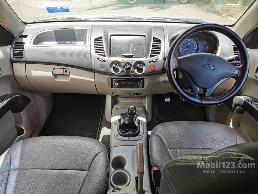 2012 Mitsubishi Strada Triton GLX Single Cab Pick-up