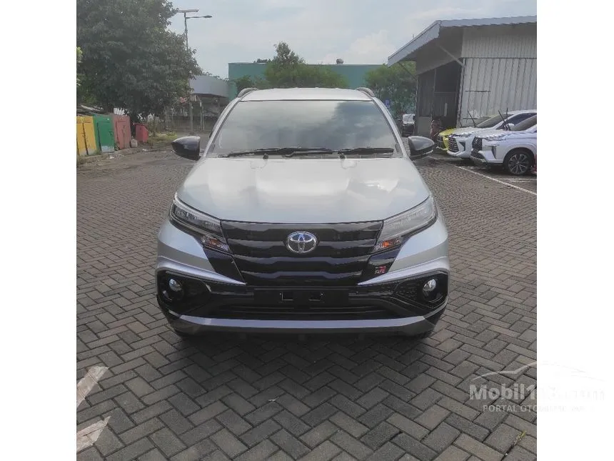 Jual Mobil Toyota Rush 2024 S GR Sport 1.5 di DKI Jakarta Automatic SUV Silver Rp 285.450.000
