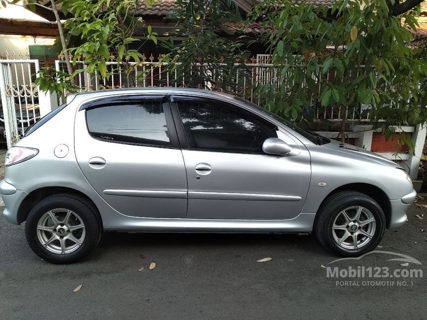 Jual Mobil  Peugeot  206  2001 XR 1 4 di Jawa Barat Automatic 