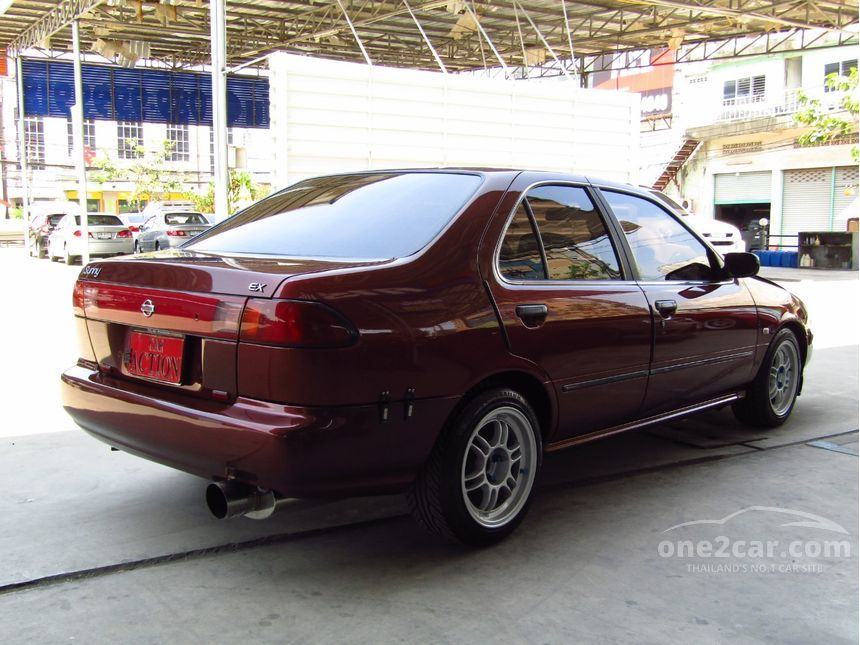 Nissan sunny 1996