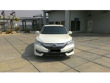 Honda Accord 2.4 Vtil FL AT Putih Pemakaian 2017