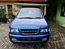 2002 Isuzu Panther 2.5 LV SUV