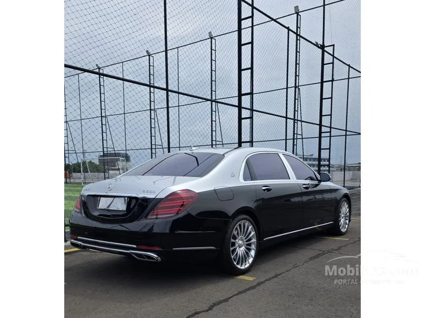 2018 Mercedes-Benz Mercedes-Maybach S560 Sedan