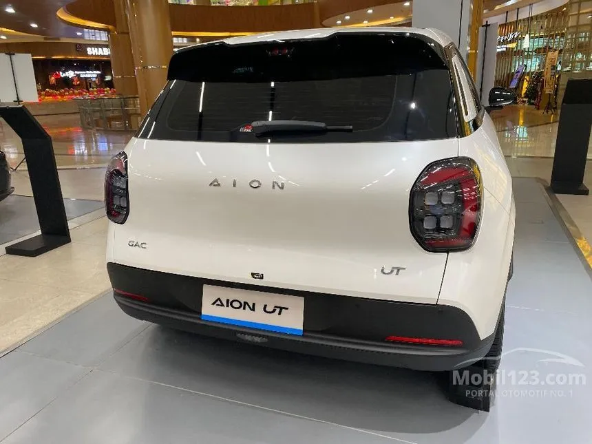 2026 GAC AION UT Premium Hatchback