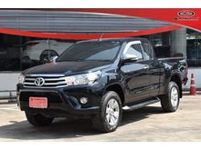 2017 Toyota Hilux Revo 2.4 SMARTCAB Prerunner E Pickup MT