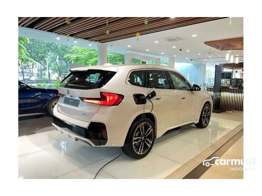 2024 BMW iX1 eDrive20 M Sport SUV