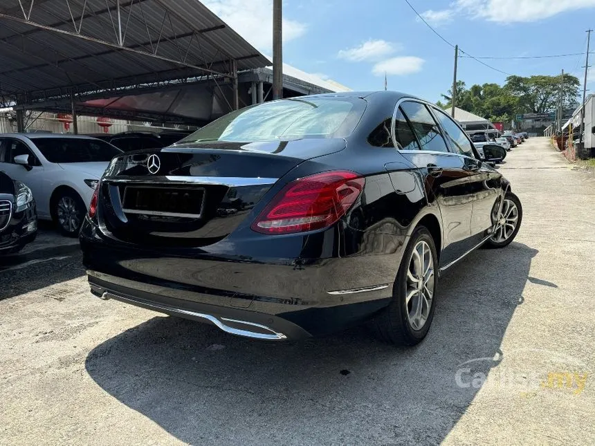 2015 Mercedes-Benz C200 Avantgarde Sedan