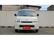 2022 Daihatsu Gran Max 1.5 Mini Bus D PS Van