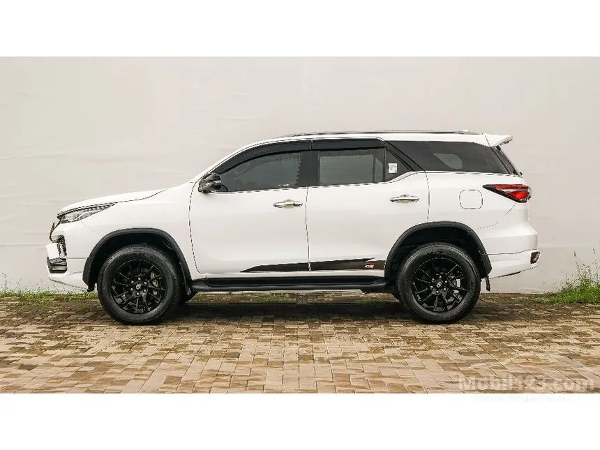 2024 Toyota Fortuner VRZ 4X2 SUV