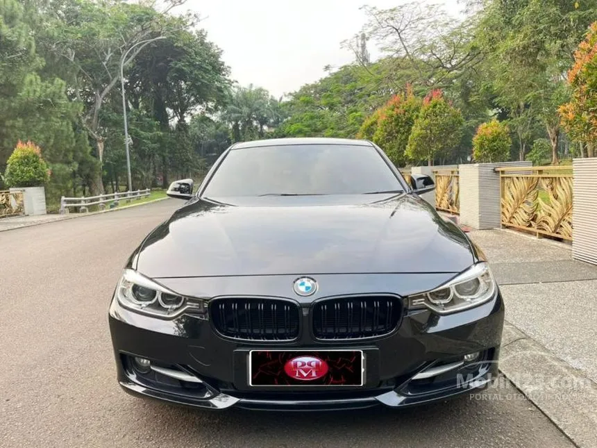 Jual Mobil BMW 320i 2015 Sport 2.0 di DKI Jakarta Automatic Sedan Hitam Rp 310.000.000