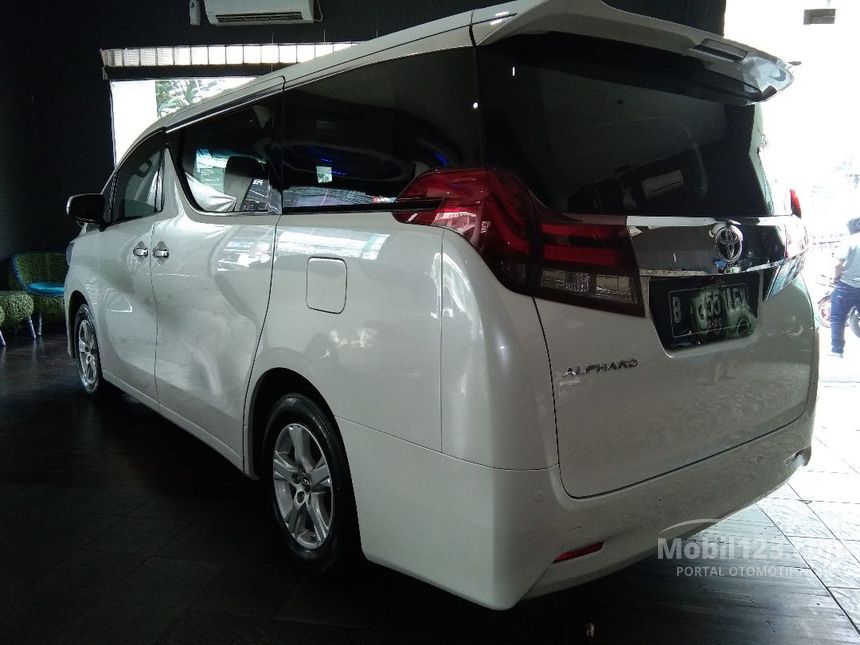 2015 Toyota Alphard X Van Wagon
