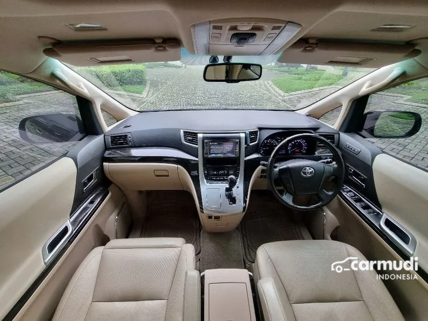 2012 Toyota Alphard G MPV
