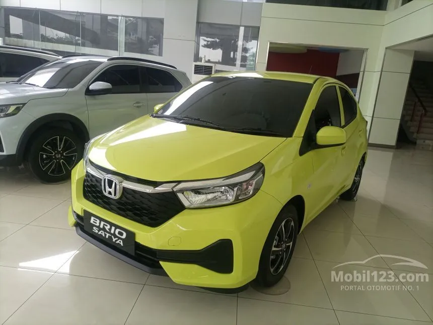 Jual Mobil Honda Brio 2024 E Satya 1.2 di Banten Automatic Hatchback Hijau Rp 182.300.000