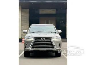 2017 Lexus LX 570 5.7 SUV