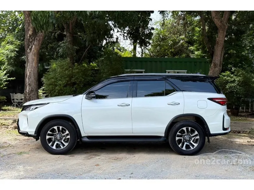 2022 Toyota FORTUNER Legender SUV