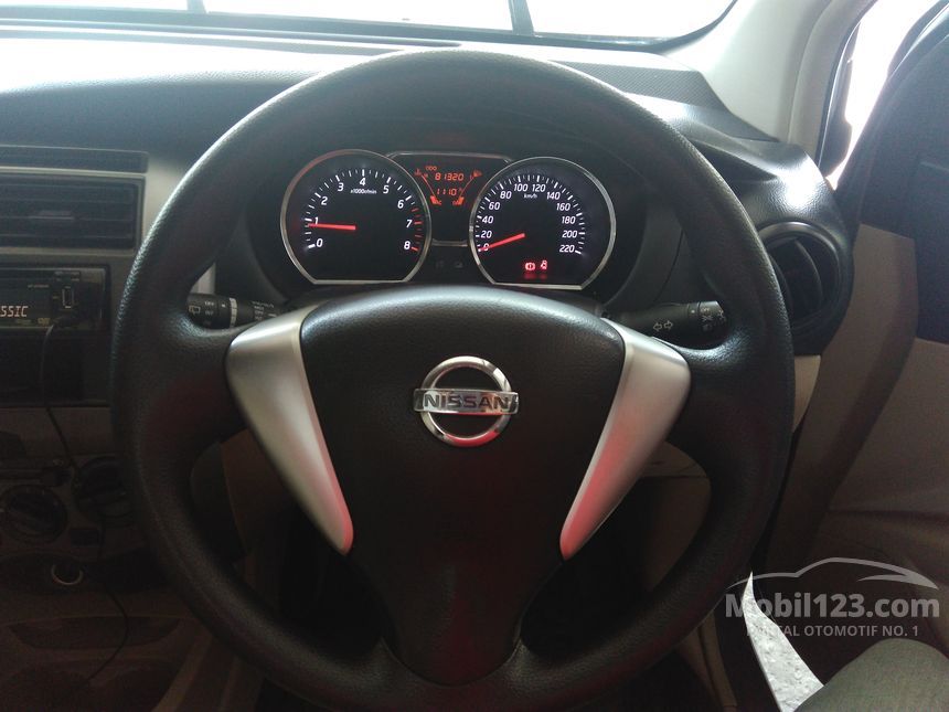 Jual Mobil  Nissan Grand  Livina  2014 SV 1 5 di Jawa  Tengah  