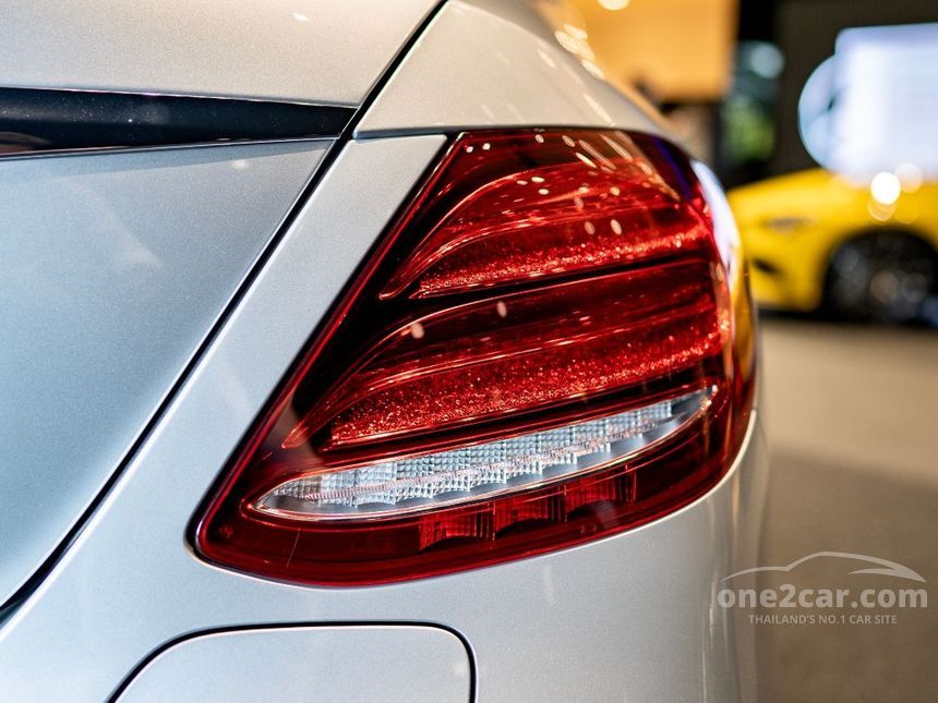 2020 Mercedes-Benz E300 e Avantgarde Sedan