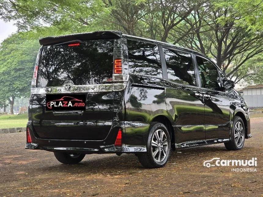 2019 Toyota Voxy Wagon