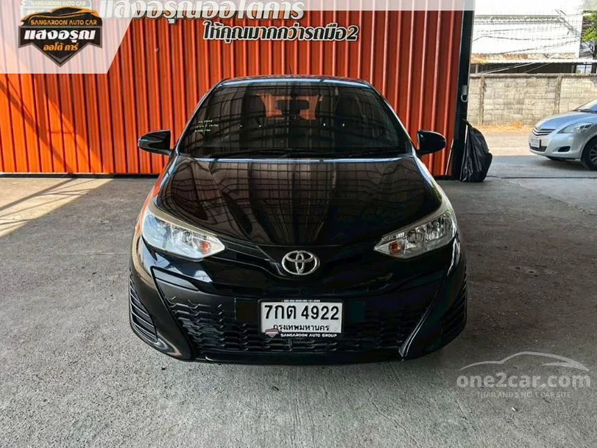 2018 Toyota YARIS J Hatchback