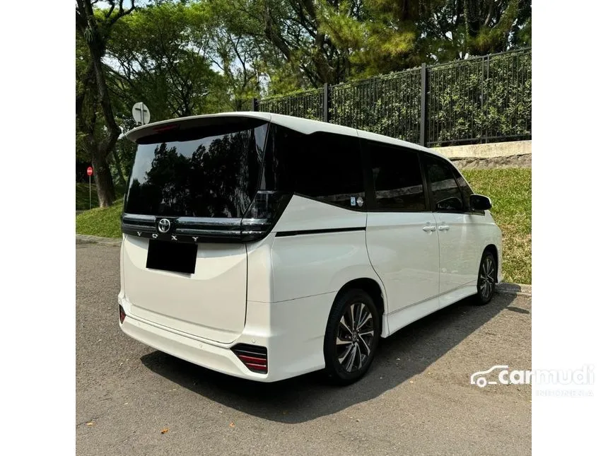 2023 Toyota Voxy Van Wagon