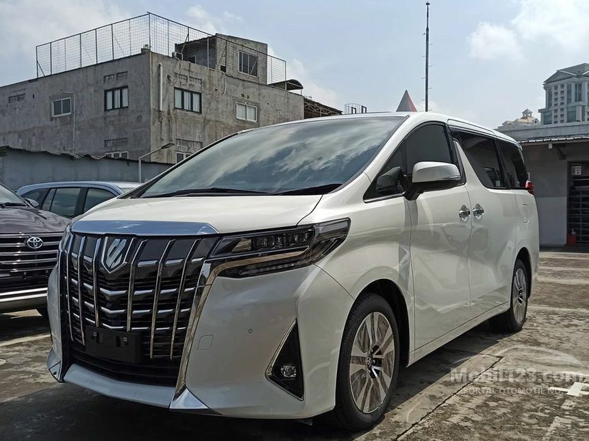 Тойота alphard 2021