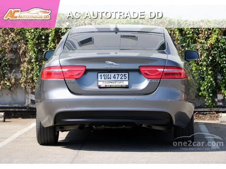 2019 Jaguar XE R-SPORT Sedan