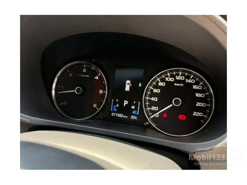 2020 Mitsubishi Pajero Sport Dakar 4X2 SUV
