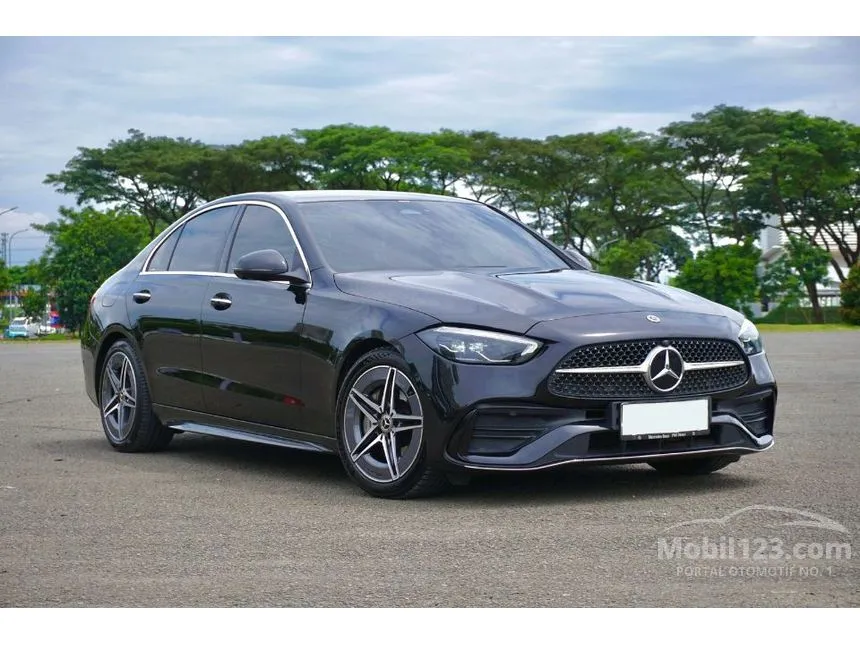 2022 Mercedes-Benz C300 AMG Line Sedan
