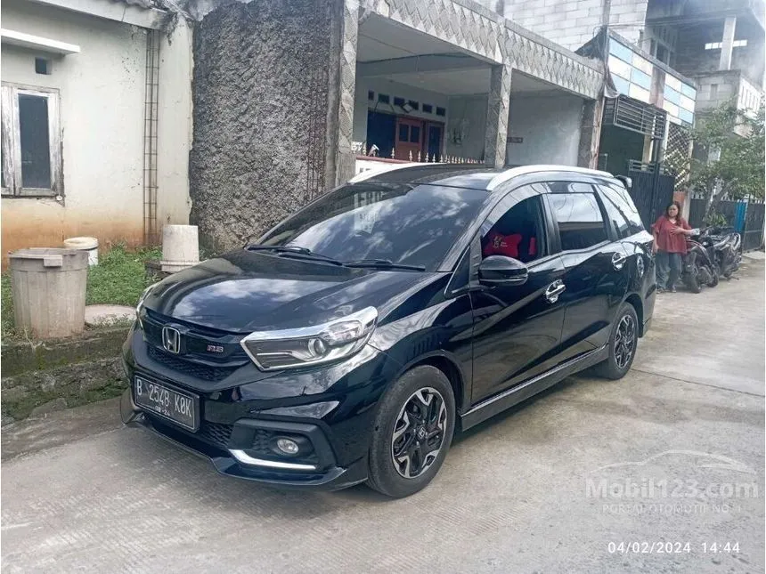 Jual Mobil Honda Mobilio 2019 RS 1.5 di Jawa Timur Automatic MPV Hitam Rp 168.000.000
