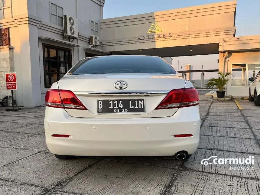 2010 Toyota Camry V Sedan