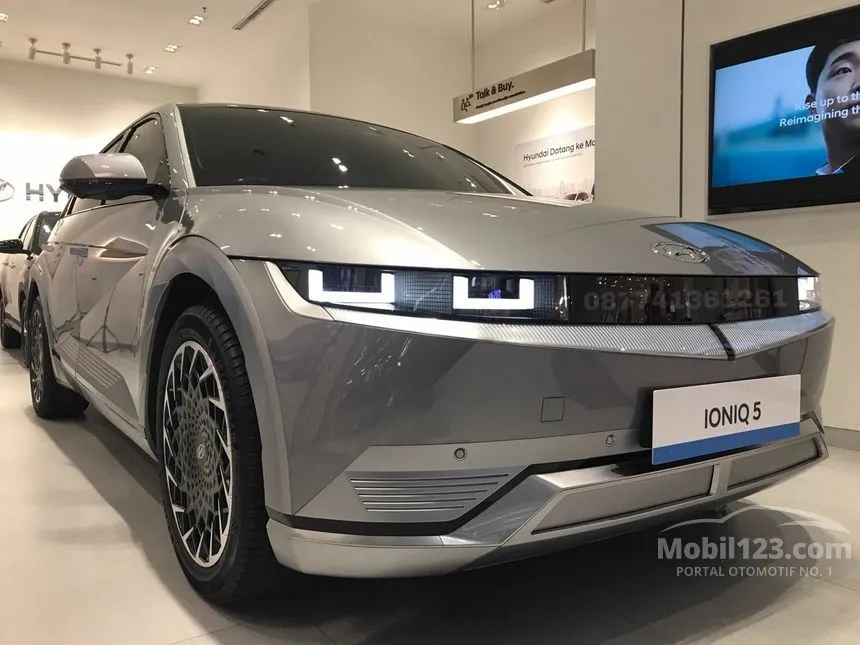 Jual Mobil Hyundai IONIQ 5 2024 Long Range Signature di DKI Jakarta Automatic Wagon Emas Rp 782.000.000