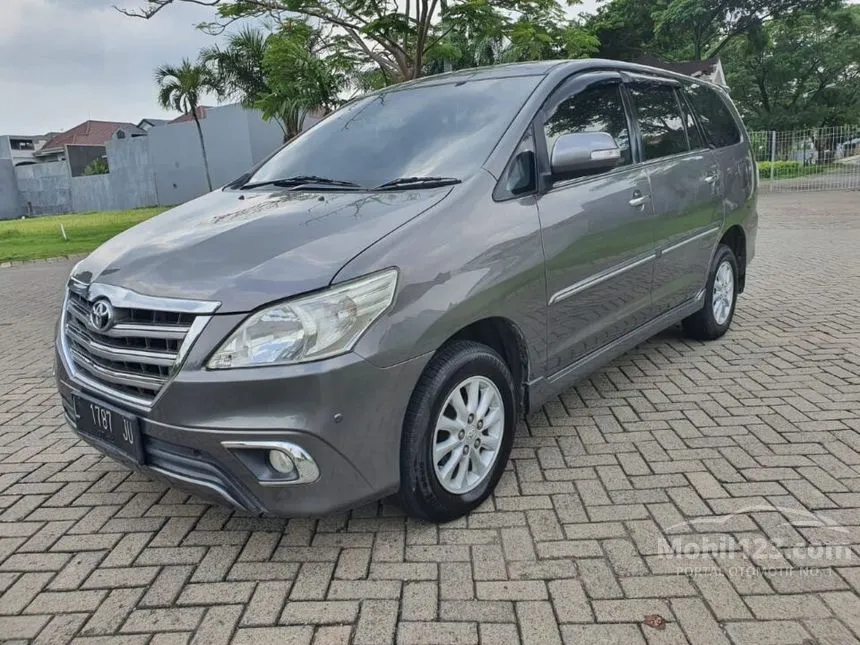 2014 Toyota Kijang Innova V MPV