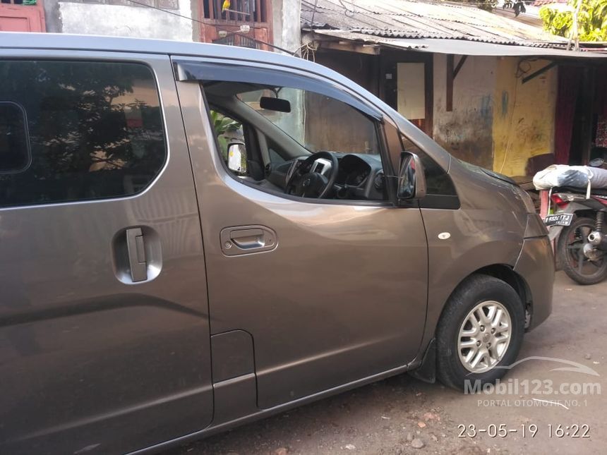 Jual Mobil  Nissan  Evalia  2012 XV 1 5 di Jawa Barat Manual 