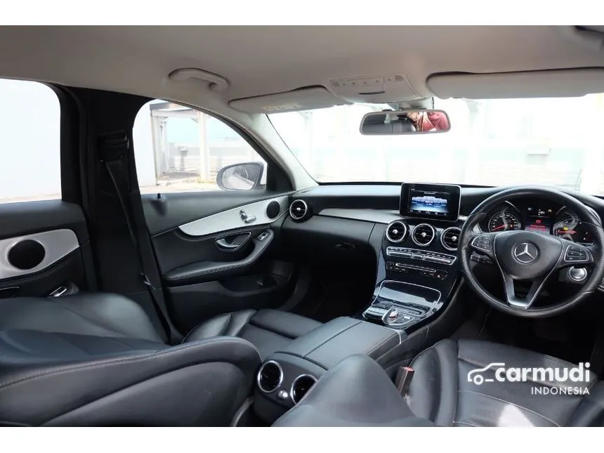 2015 Mercedes-Benz C200 Avantgarde CKD Sedan