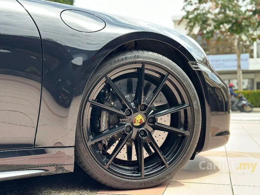 2019 Porsche 911 Carrera 4S Coupe