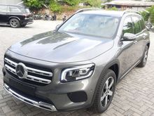 2020 Mercedes-Benz GLB200 Progressive Line Mountain Grey