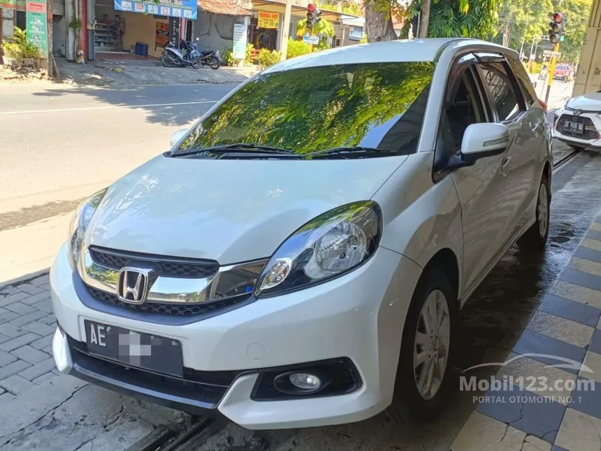 Jual Mobil Honda Mobilio 2014 E 1.5 di Jawa Timur Manual MPV Putih Rp 138.000.000