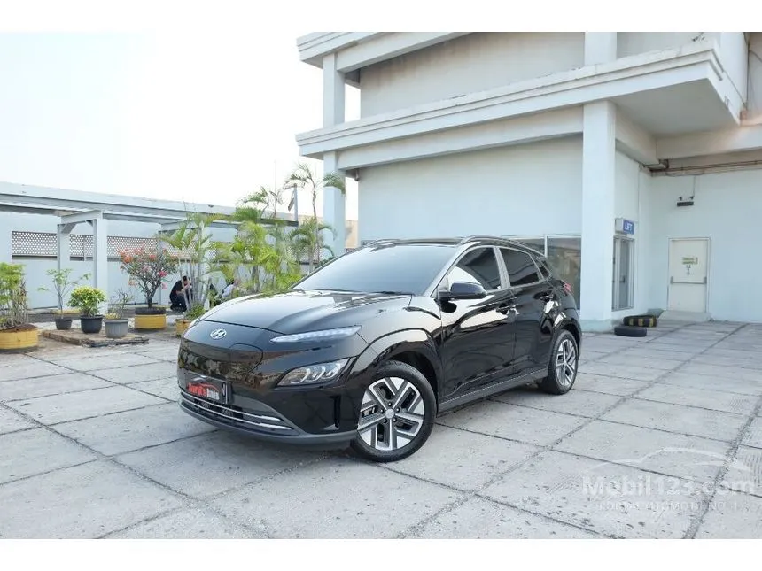 Jual Mobil Hyundai Kona 2021 2.0 di Banten Automatic Wagon Hitam Rp 477.000.000